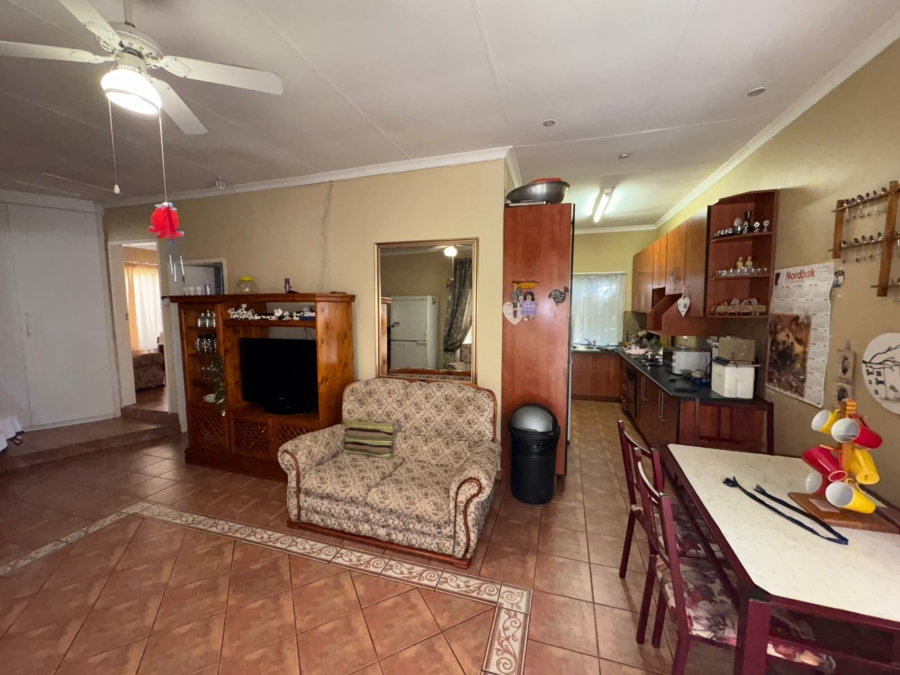 4 Bedroom Property for Sale in Safari Gardens North West